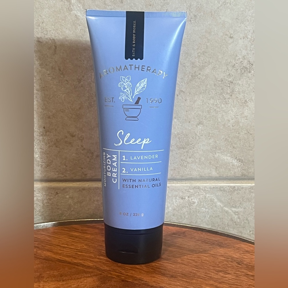 Bath & Body Works AROMATHERAPY Sleep Moisture Body Cream Lavender Vanilla 8oz
